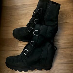 Sorel Joan Of Arctic Black Lace Up Wedge II Boot - Size 7.5